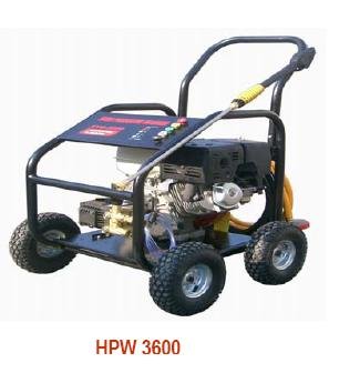 Hyundai HPW3600 389cc 3,600 RPM 3600 PSI Pressure Washer w/ 13 HP and 18 L/min Flow