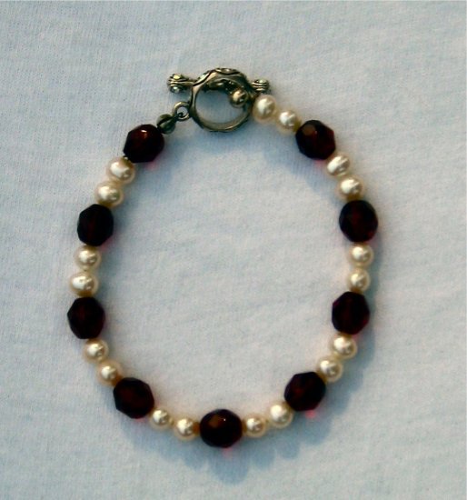 Pearl bracelet