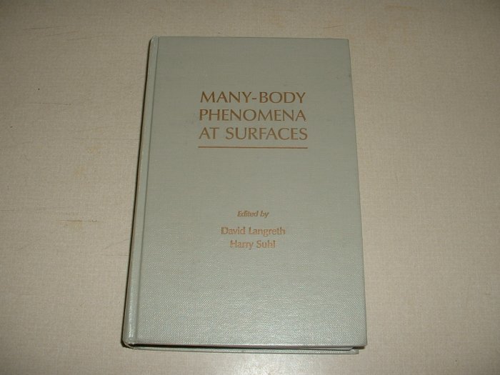 Many-Body Phenomena at Surfaces (0124365604)