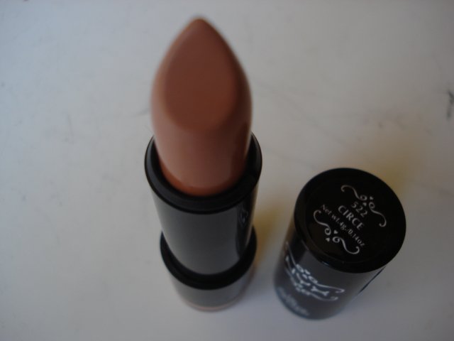 NYX Round Lipstick: Circe