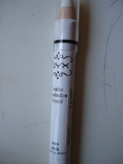 NYX Jumbo E/S Pencil in Milk