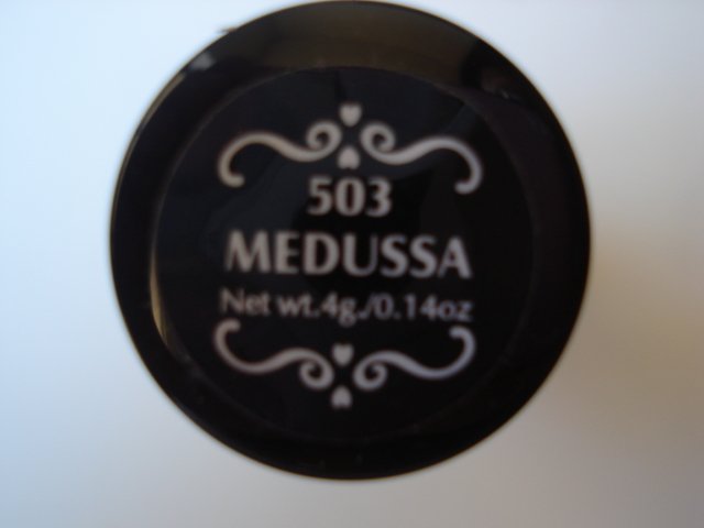 NYX Round Lipstick: Medussa