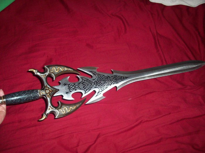 United Cutlery Sword