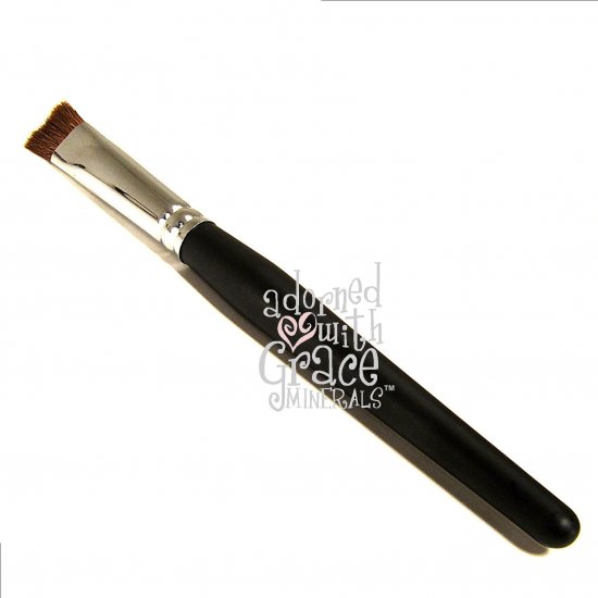 *See link below to buy from our real website* Ingénue Crescent Fluff Brush