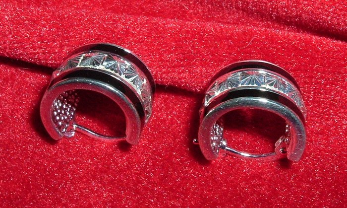 Sterling Silver Black Enamel Earrings Starburst Cut