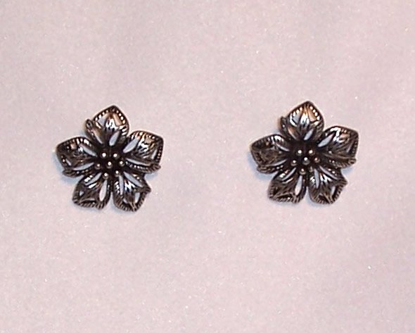 Pewter Peony Earrings