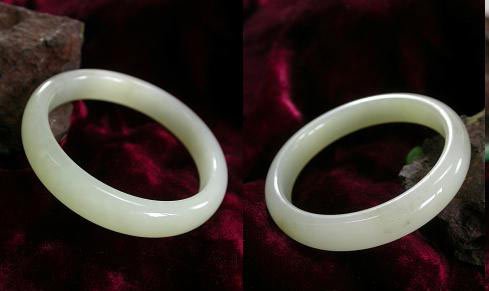 China real Hetian jade bracelet quality A