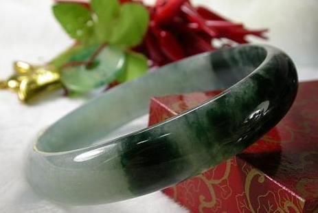 China real Hetian jade bracelet quality A
