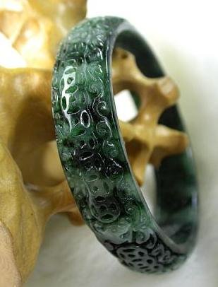 China real Hetian jade bracelet quality A