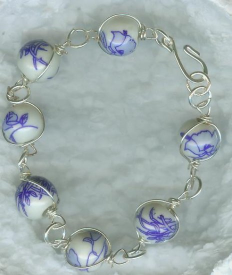 China Blue and White Wire Wrap Bracelet