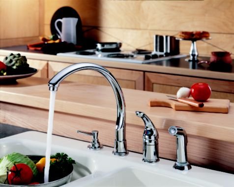 Waterfall Single Handle Kitchen Faucet