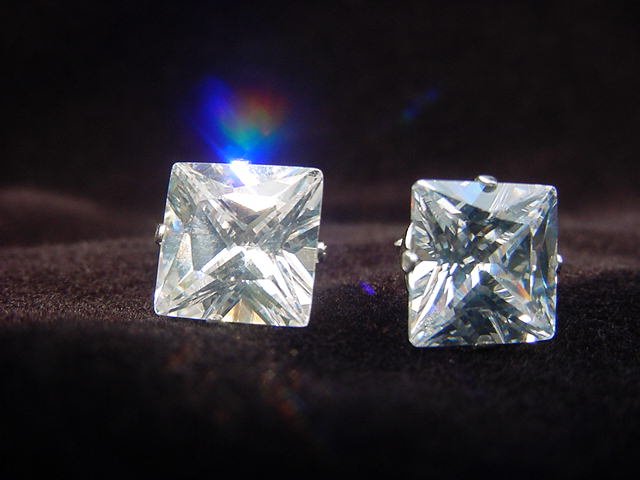 Sterling Silver Square-Shaped 9mm Studs
