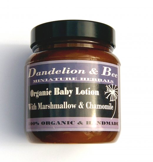 Organic baby lotion with marshmallow and Chamomile