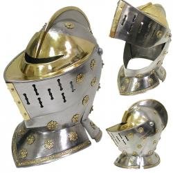 Royal Guard Close Helm