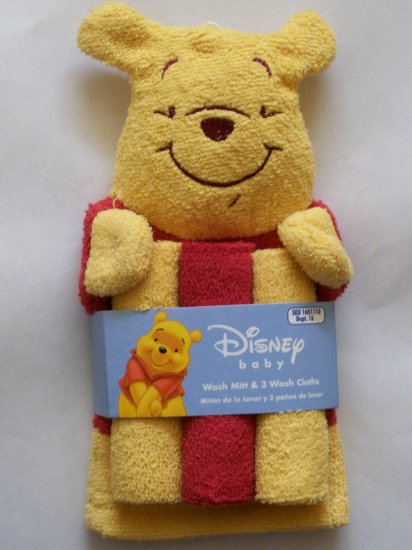 NEW *WINNIE the POOH* Wash Mitt and 3 Wash Cloths