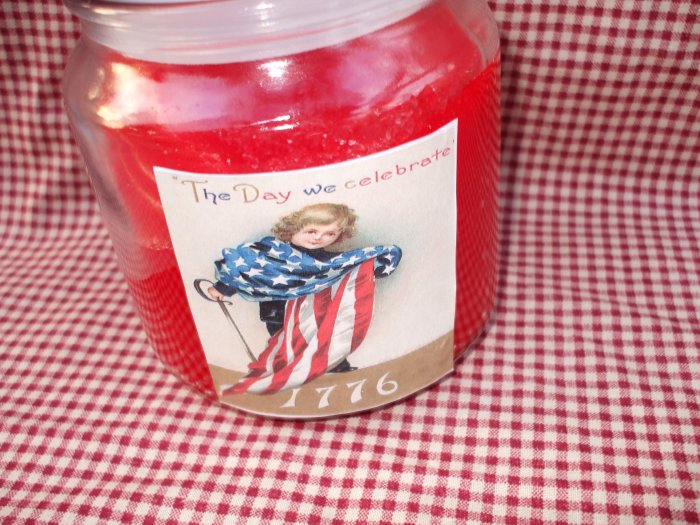 14 oz Candle Americana Girl with Scentboosters (TM)