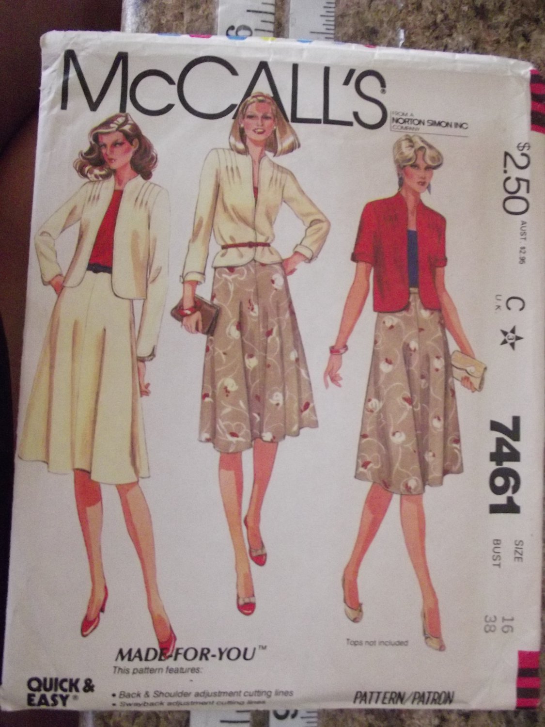 Vintage McCalls pattern 7461 size 16