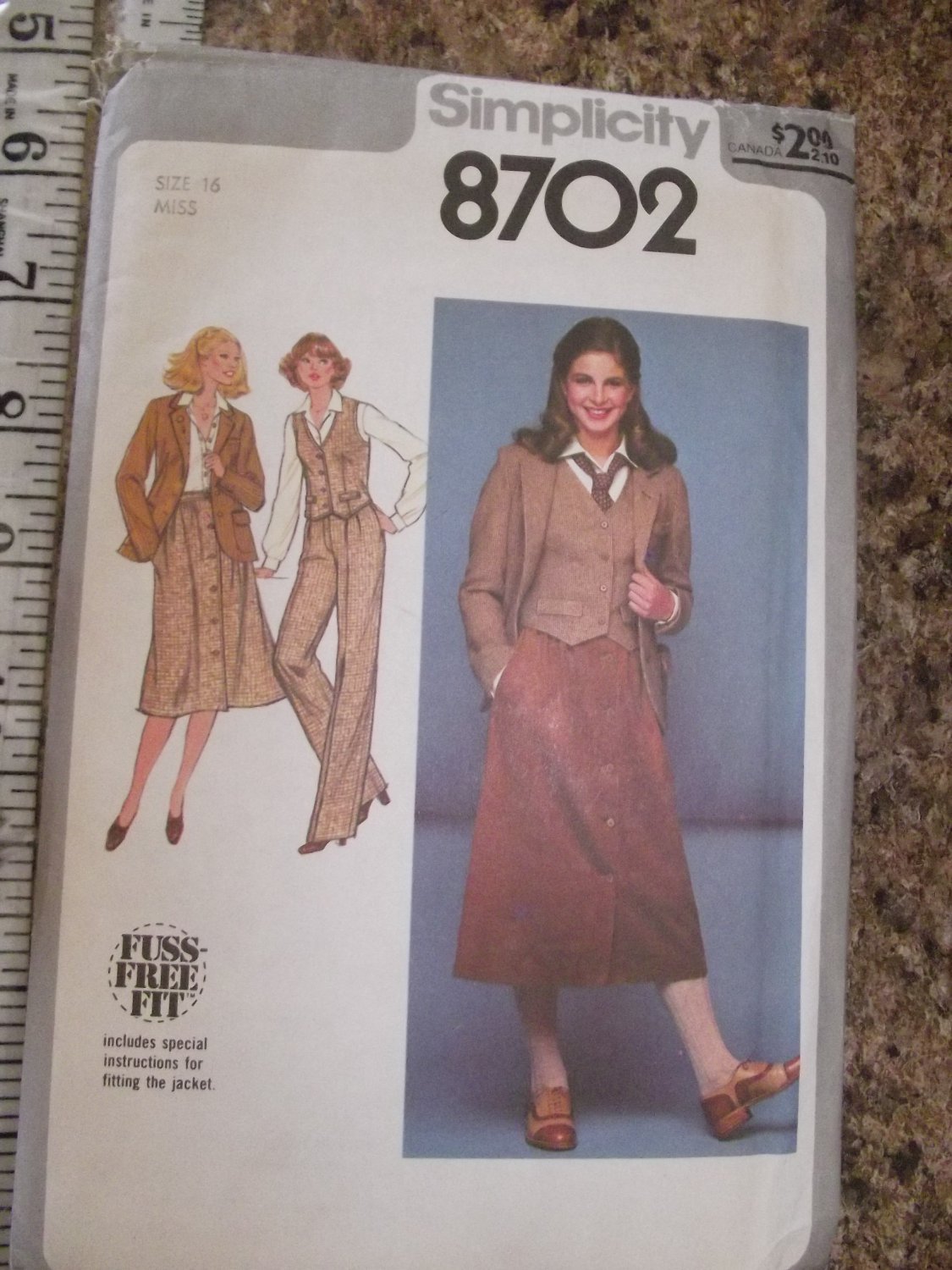 Vintage Simplicity 8702 1978 Size 16