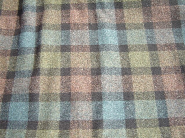 Pendleton pretty plaid rug hooking wool - Skip To My Ewe