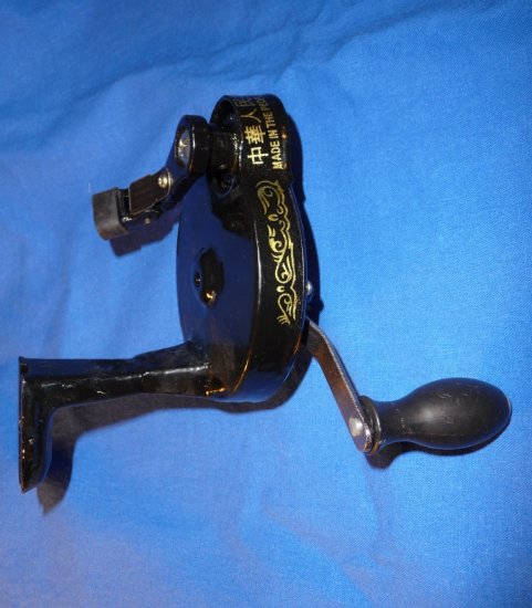 Hand Crank to Convert Singer Sewing Machine - With Decals