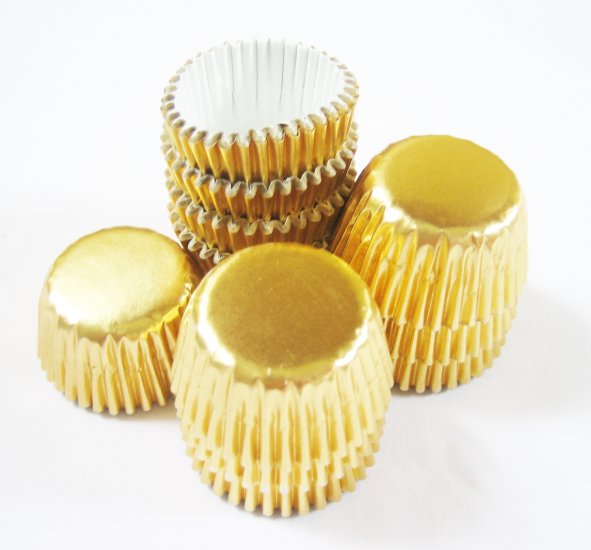 100pcs Mini Paper Cake Cup Foil Paper Gold