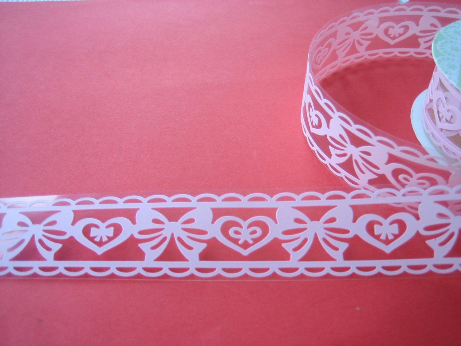 1 roll 24mm x 1m PVC Lace Tape Bow Design White Colour
