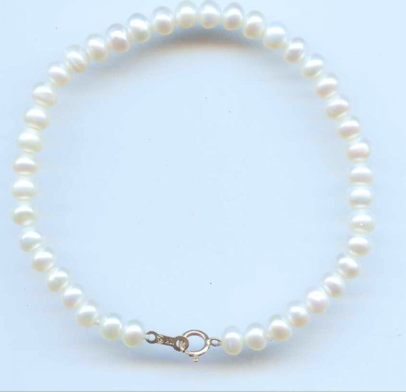 Pearl Bracelet with 10k Gold Clasp