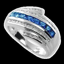 BLUE SAPPHIRE DIAMOND RING