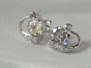 Super clear CZ's earrings in sterling silver