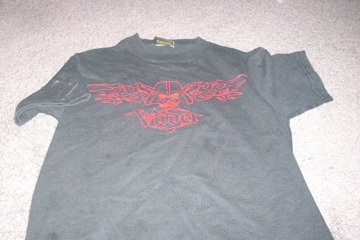 Boy's Black Tee-Shirt w/ Darth Vader size 6/7