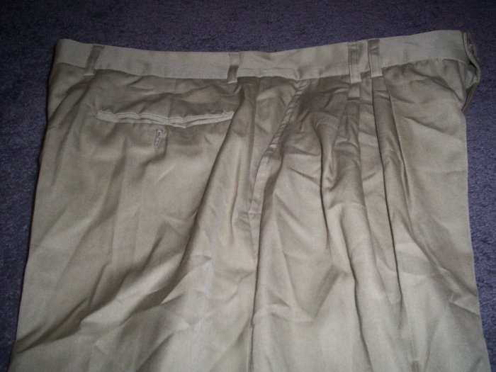 Men's Italian Olive size 38 Dress Slacks by Stil Joung