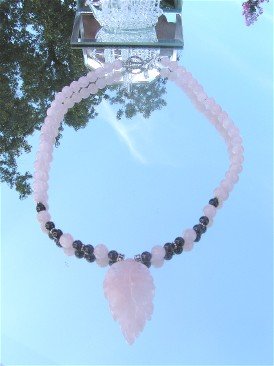 Rose Quartz Carved Leaf Garnet Bead Necklace
