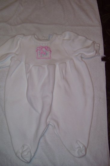 1pc. White Outift With Floral