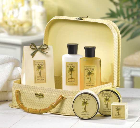 PINA COLADA BATH TRAVEL SET