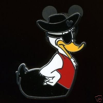 Disney Pin Hidden Mickey Rubber Duck Pirate!