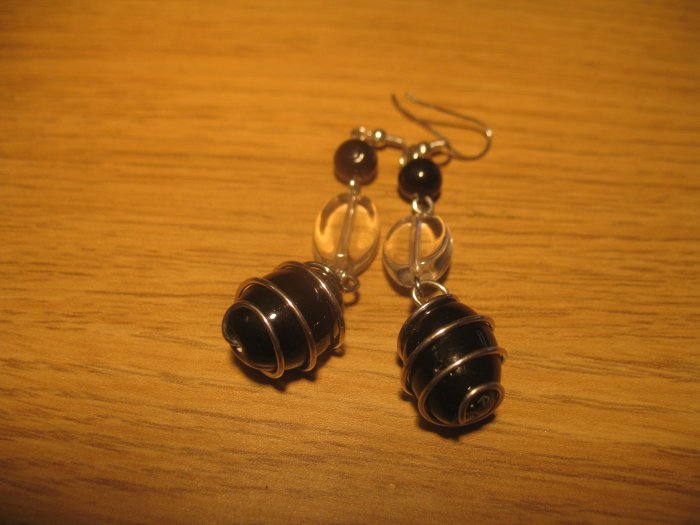 Black and clear glass bead earrings