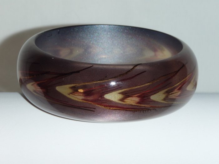 Brown handpainted wheat motif resin bangle