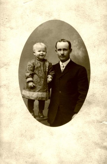 Vintage 1910 Picture Post Card