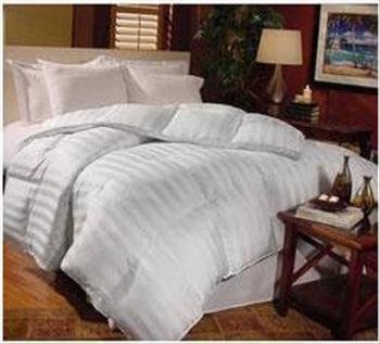 Milano white King Down Comforter