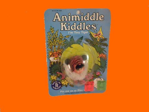 VINTAGE cat tiny TIGER on card ANIMIDDLES liddle KIDDLES kiddle animiddle DOLL pin? CARDED