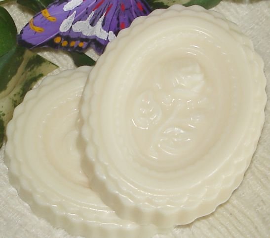 White Lily & Amber - All Natural Goat Milk Soap