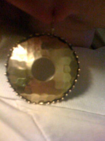 Gold tone dimpled disk earrings (£6.00)