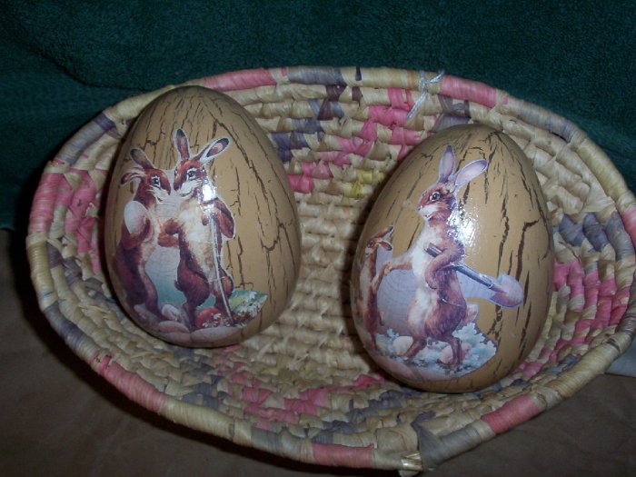 Set of 2 Decoupage Eggs in Wicker Basket