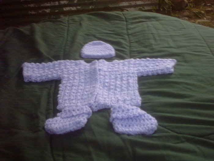 PREEMIE PURPLE SWEATER, HAT, BOTTIES