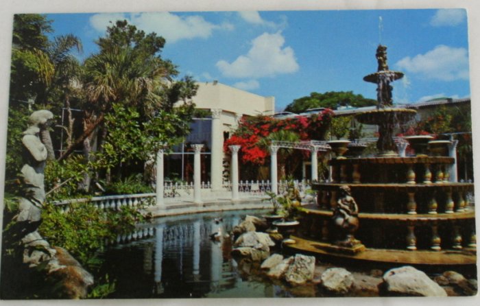 "Kapok Tree Inn" VINTAGE POSTCARD Clearwater Florida
