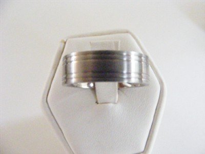 Men's Titanium Band Style Ring size 9