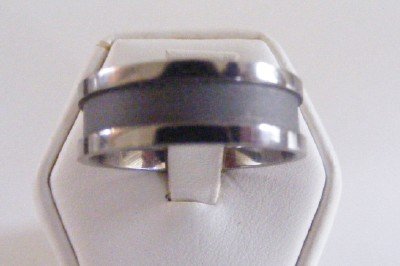 Men's Titanium band Style Ring size 11.5
