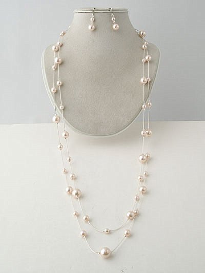 CHARLES WINSTON STYLE PEARL NECKLACE WITH EARRINGS