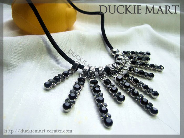 BRAND NEW Rare Gothic Sorceress Rhinestone Multi Pendents Necklace