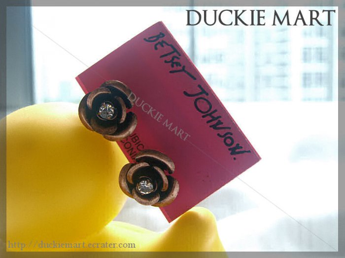 BRAND NEW Betsey Johnson Bronze Rose Stud with Crystal Centre